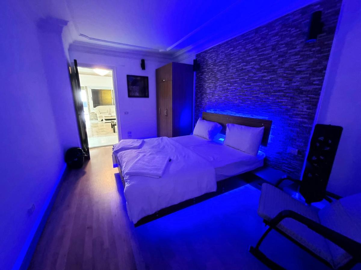 Amazing Nile View And Pyramids Apartment Kairo Exteriör bild